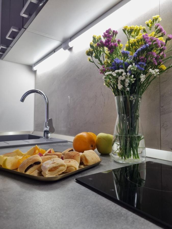 Studio Apartment Rosalie สปลิท ภายนอก รูปภาพ